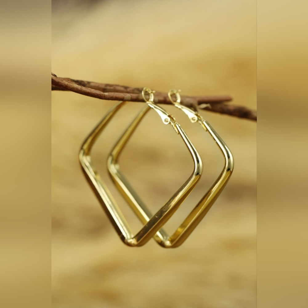 ππHPππ Gold Square Hoop Earrings - Picture 2 of 5